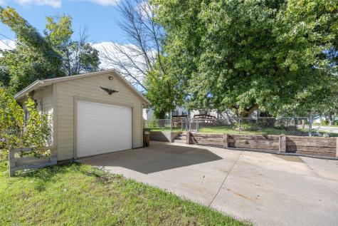987 20th Street Marion IA 52302