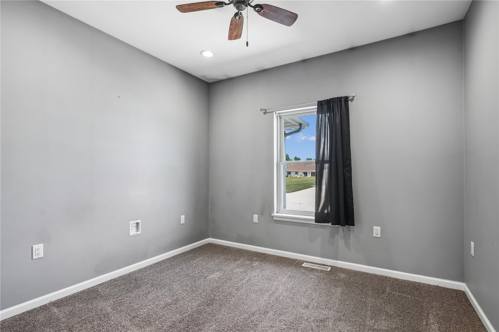505 11th Avenue Clarence IA 52216
