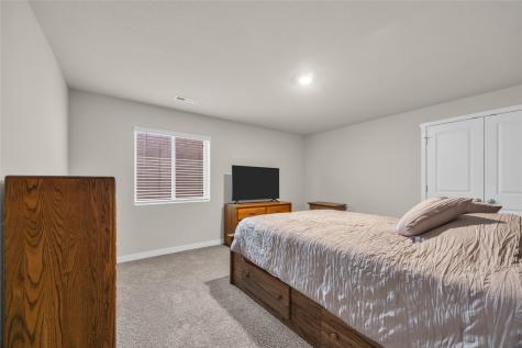 3325 Craven Drive Coralville IA 52241