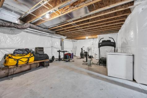 3325 Craven Drive Coralville IA 52241