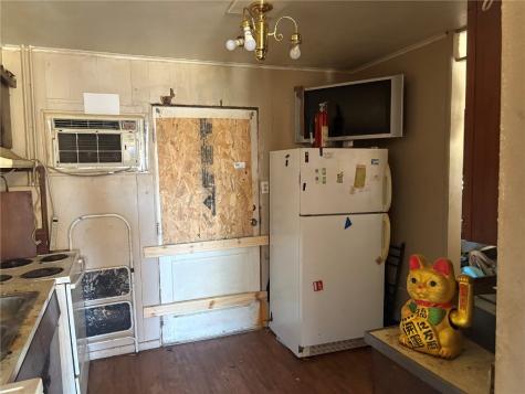 4309 Benton Street NE Cedar Rapids IA 52402