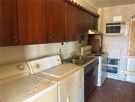 4309 Benton Street NE Cedar Rapids IA 52402