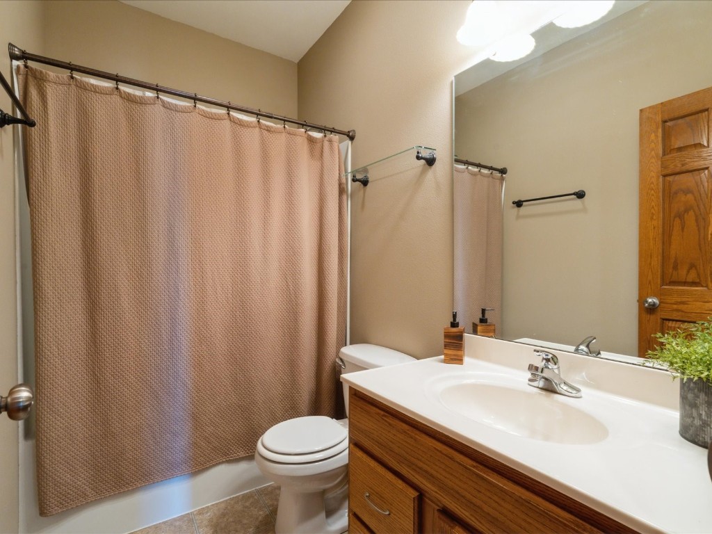 6709 Harrison Road SW Cedar Rapids IA 52404