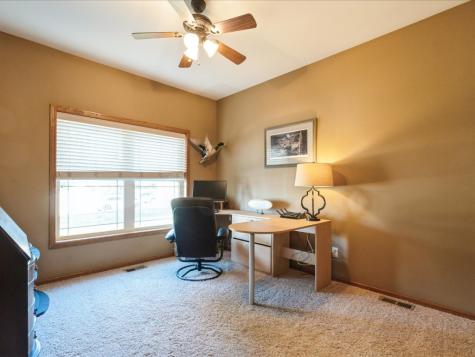 6709 Harrison Road SW Cedar Rapids IA 52404