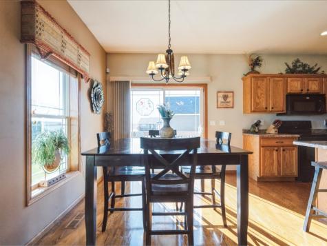 6709 Harrison Road SW Cedar Rapids IA 52404