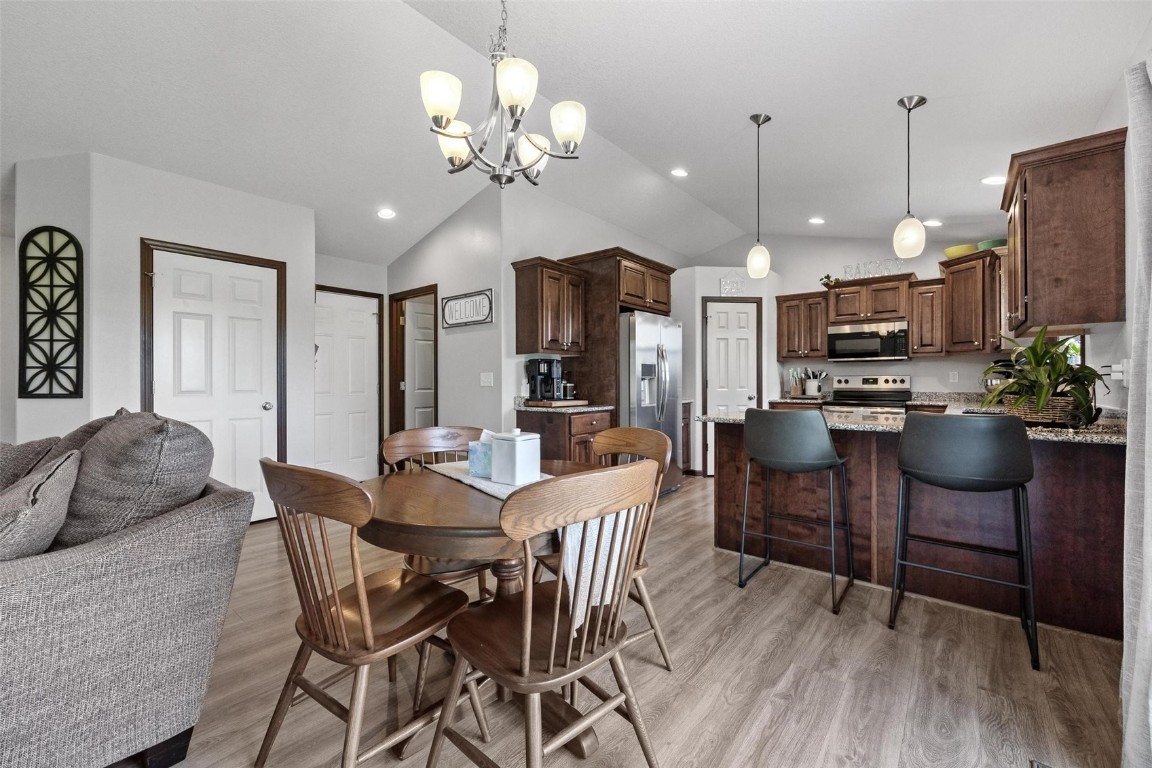 4596 Creekview Trail Palo IA 52324