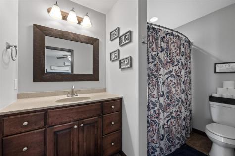 4596 Creekview Trail Palo IA 52324