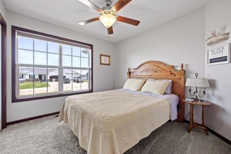 4596 Creekview Trail Palo IA 52324