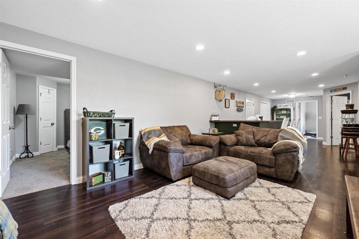 4596 Creekview Trail Palo IA 52324