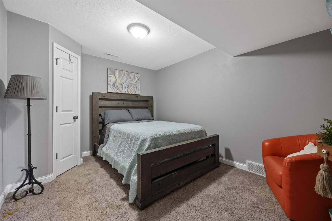 4596 Creekview Trail Palo IA 52324