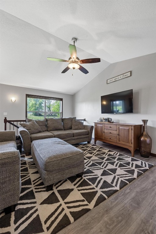 4596 Creekview Trail Palo IA 52324