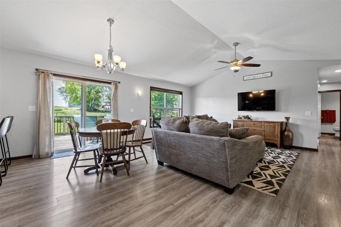 4596 Creekview Trail Palo IA 52324