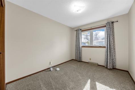 2815 Southland Street SW Cedar Rapids IA 52404