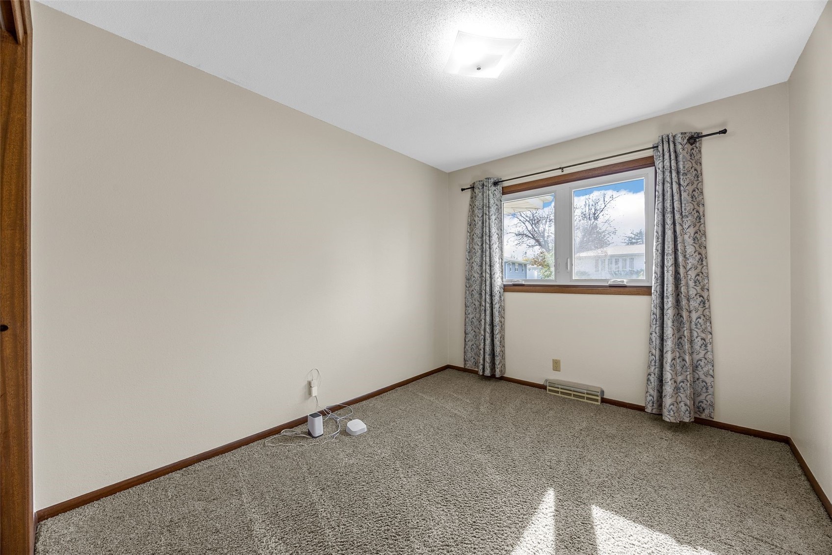 2815 Southland Street SW Cedar Rapids IA 52404