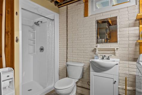 2815 Southland Street SW Cedar Rapids IA 52404