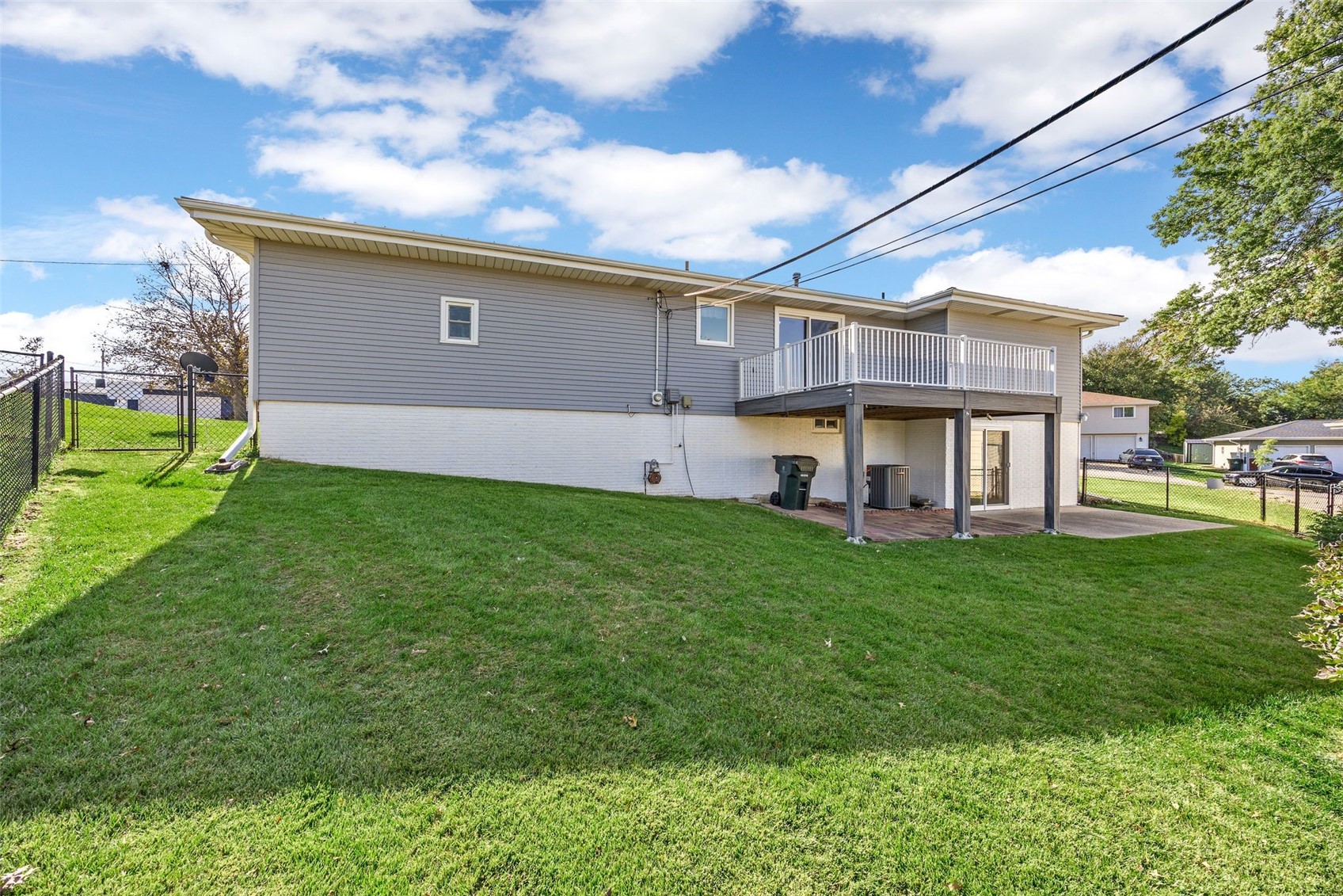 2815 Southland Street SW Cedar Rapids IA 52404