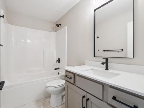 1172 Kona Circle Coralville IA 52241