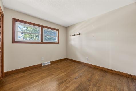 2422 Kilimanjaro Drive NE Cedar Rapids IA 52402
