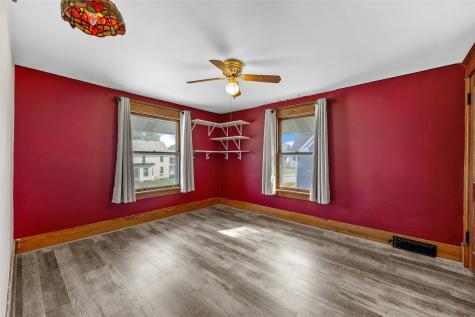 409 34th Street NE Cedar Rapids IA 52402