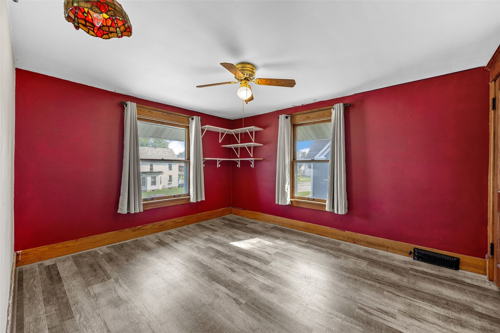 409 34th Street NE Cedar Rapids IA 52402