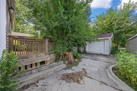 409 34th Street NE Cedar Rapids IA 52402