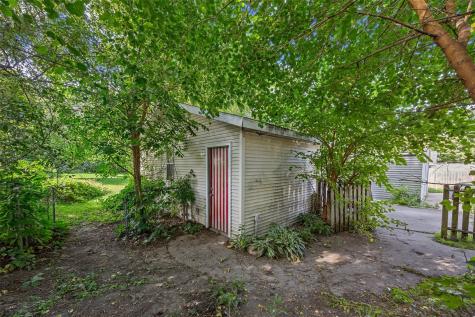 409 34th Street NE Cedar Rapids IA 52402