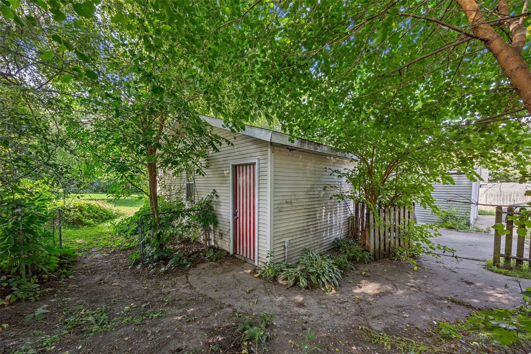 409 34th Street NE Cedar Rapids IA 52402