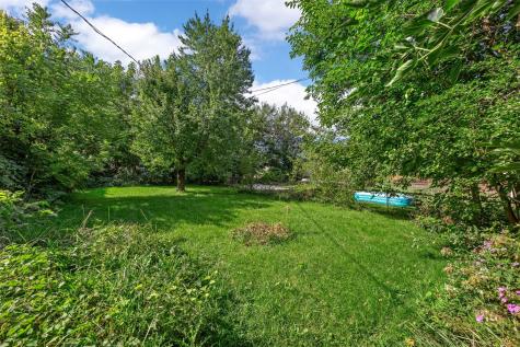 409 34th Street NE Cedar Rapids IA 52402