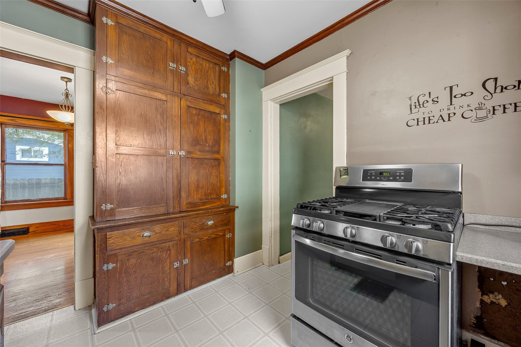 409 34th Street NE Cedar Rapids IA 52402
