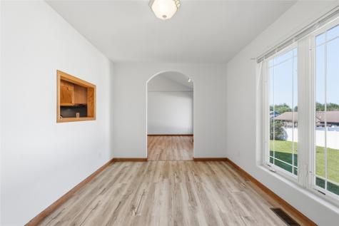 108 Pheasant Avenue Atkins IA 52206