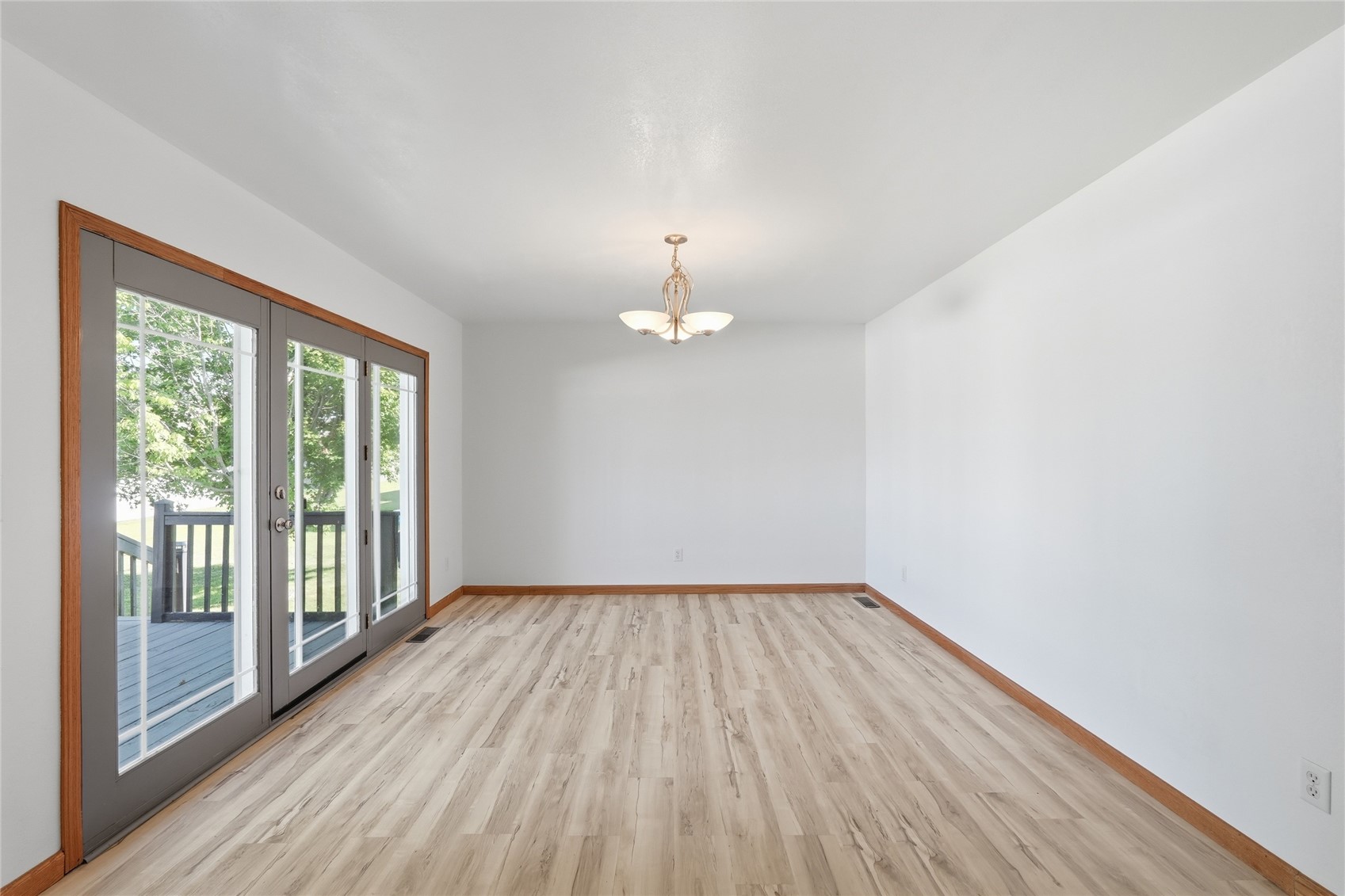 108 Pheasant Avenue Atkins IA 52206