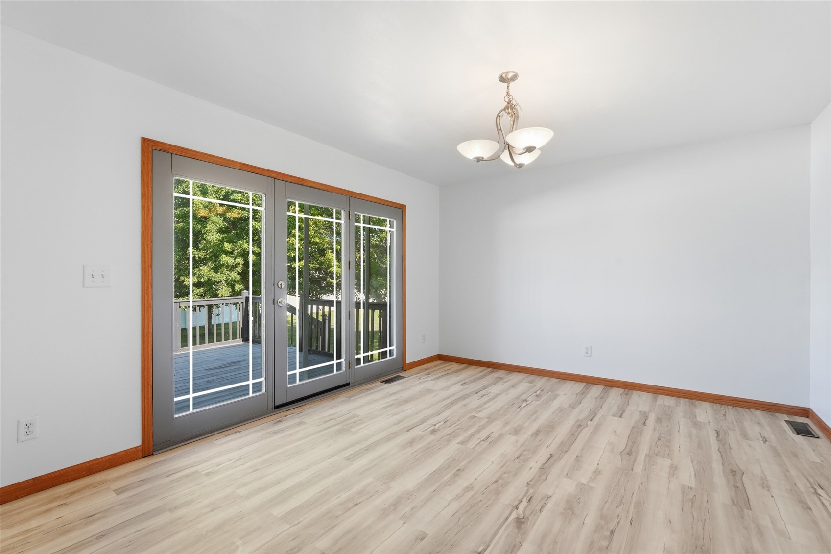 108 Pheasant Avenue Atkins IA 52206