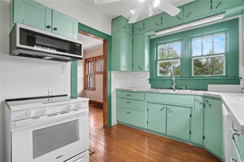 835 18th Street SE Cedar Rapids IA 52403