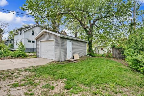 835 18th Street SE Cedar Rapids IA 52403
