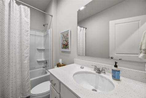 3389 Dreusicke Drive Coralville IA 52241