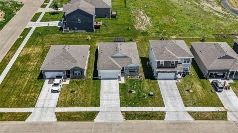 3389 Dreusicke Drive Coralville IA 52241