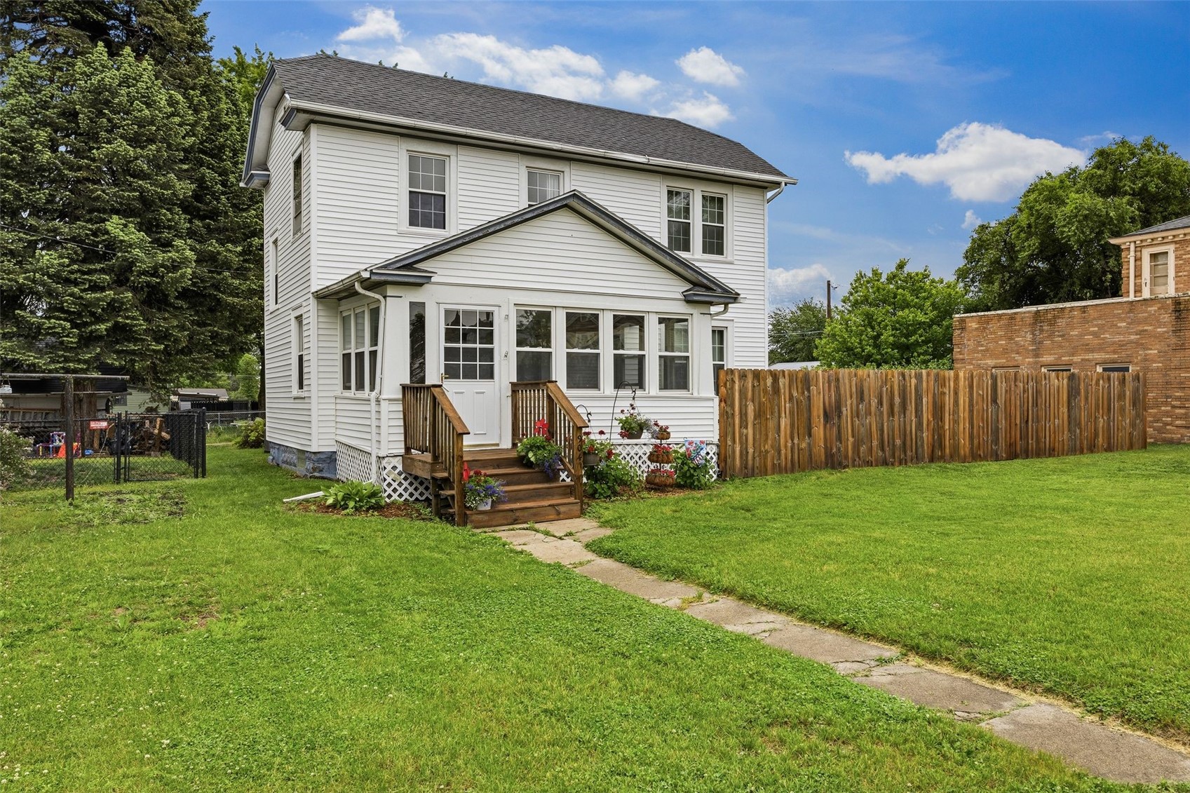 904 2nd Avenue Vinton IA 52349