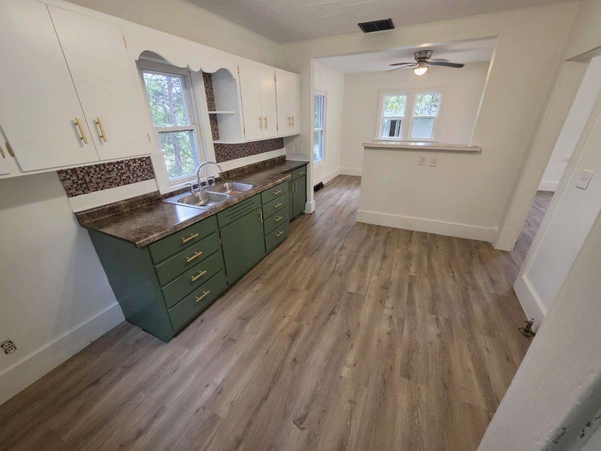 318 W 4th Street Monticello IA 52310