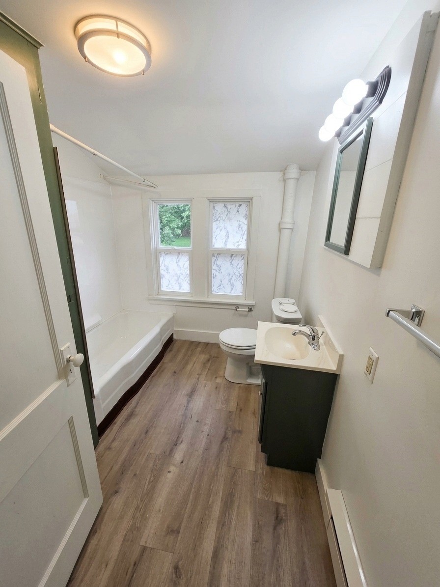 318 W 4th Street Monticello IA 52310
