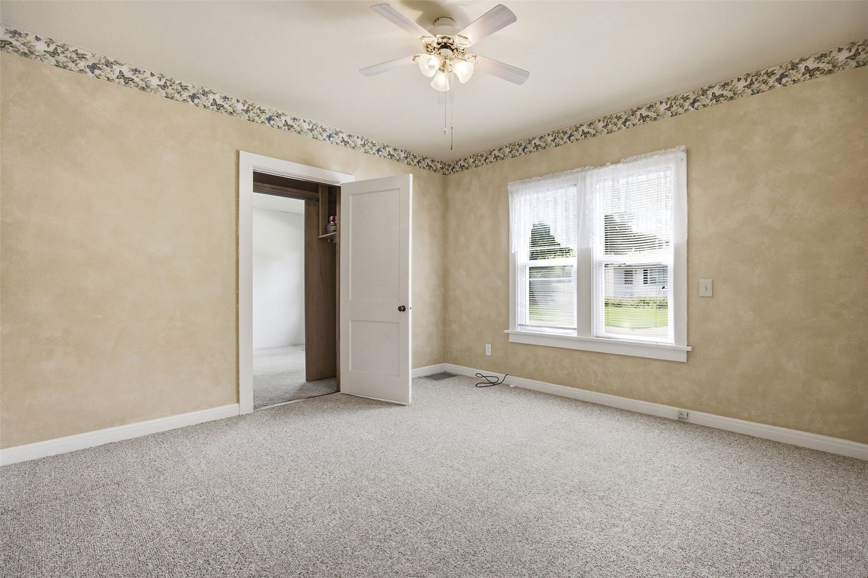 442 4th Avenue Iowa City IA 52245