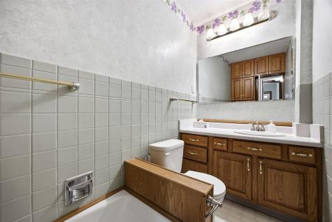 442 4th Avenue Iowa City IA 52245