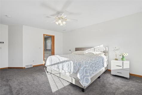 1826 29th Street NW Cedar Rapids IA 52405