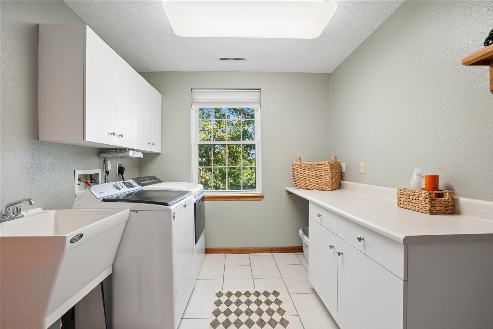 1826 29th Street NW Cedar Rapids IA 52405