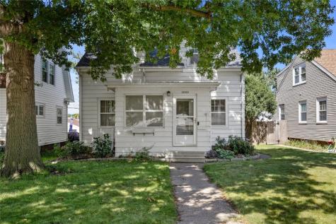 2600 C Avenue NE Cedar Rapids IA 52402