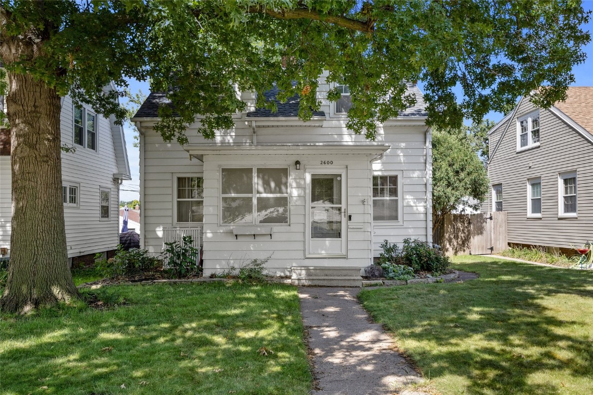 2600 C Avenue NE Cedar Rapids IA 52402