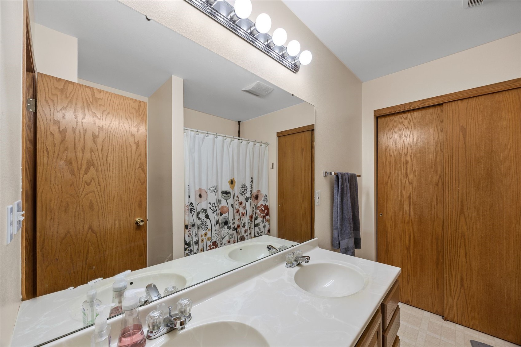 1321 Acacia Drive NE Cedar Rapids IA 52402
