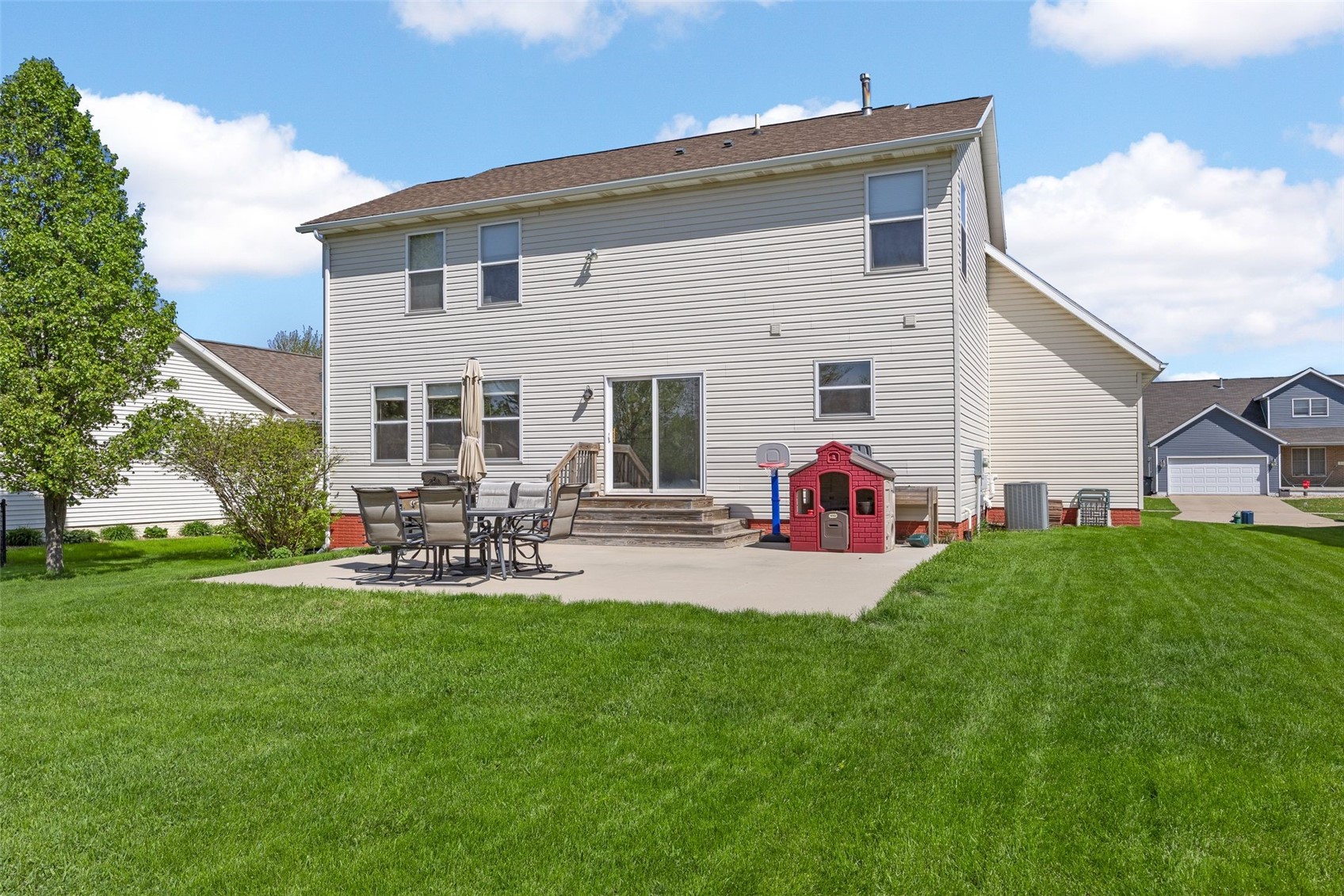 1321 Acacia Drive NE Cedar Rapids IA 52402