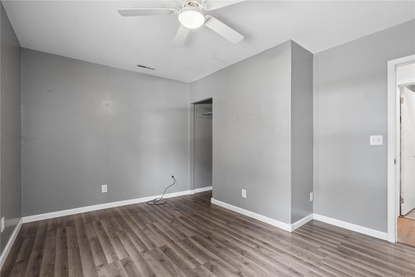 1052 Daniels Street NE Cedar Rapids IA 52402