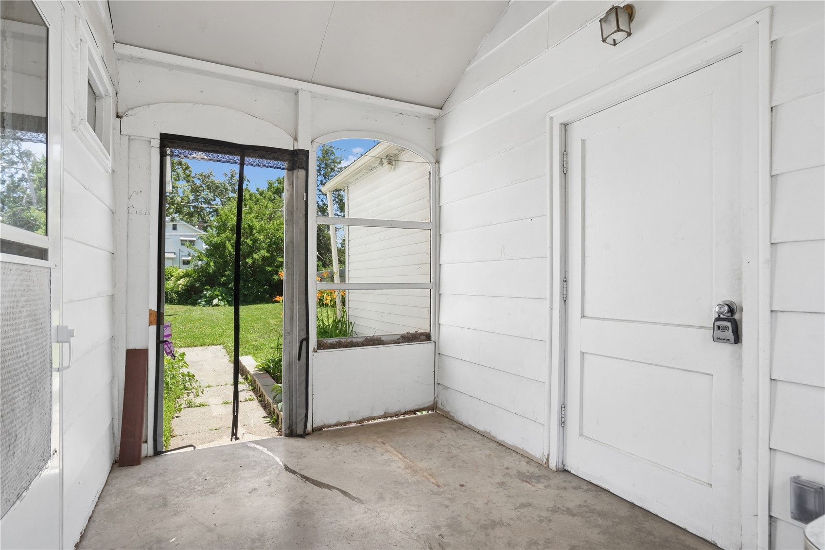 1052 Daniels Street NE Cedar Rapids IA 52402