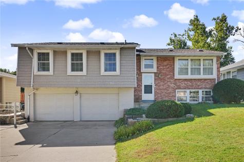 283 Sussex Drive NE Cedar Rapids IA 52402